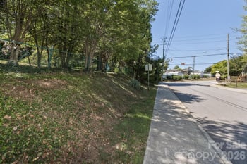 999999 Mount Clare Ave, Asheville, NC 28801