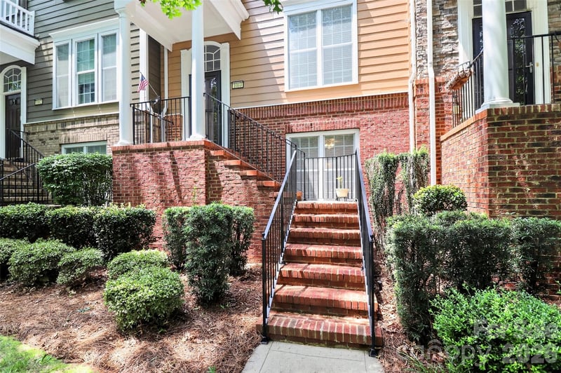 1060 Drayton Ct, Fort Mill, SC 29708