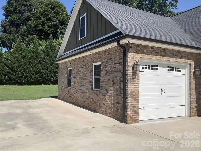 135 Blossom Hill Rd, Lincolnton, NC 28092