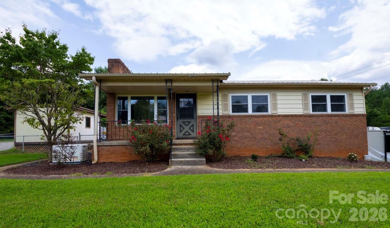 317 Brickyard Rd, Asheville, NC 28806