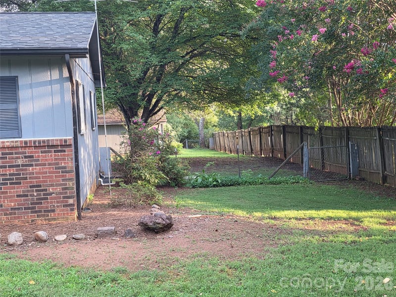 123 Robinette Ln, Statesville, NC 28625