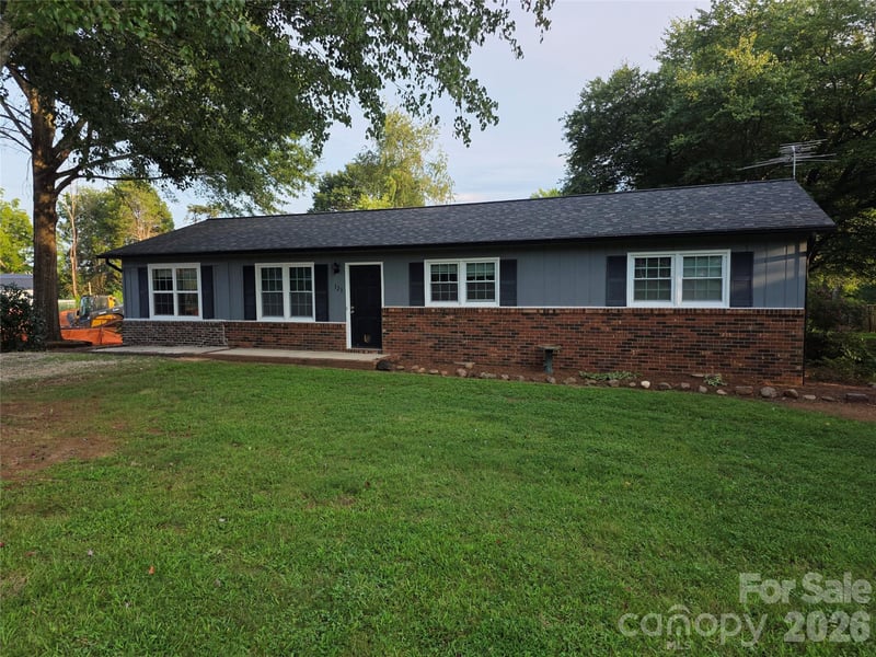 123 Robinette Ln, Statesville, NC 28625
