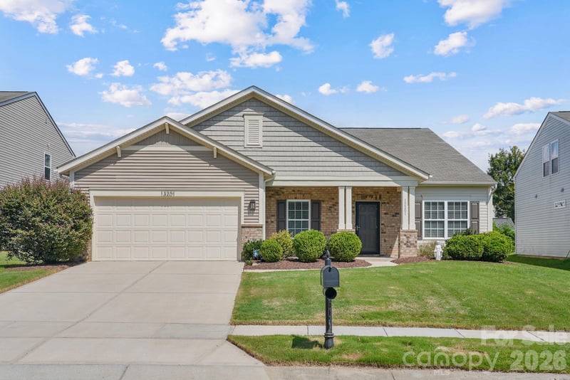 13201 Ferguson Forest Dr, Charlotte, NC 28273