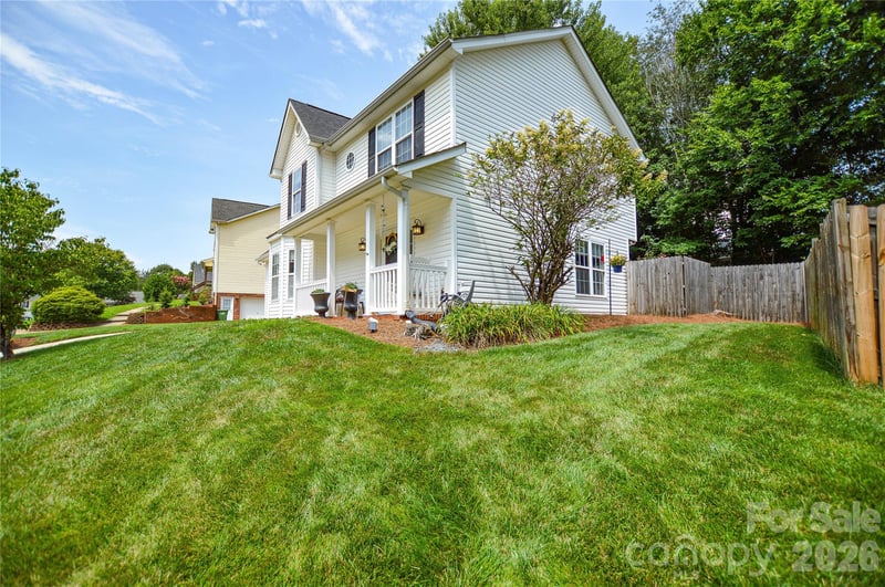 120 Arbor Ridge Rd, Mount Holly, NC 28120