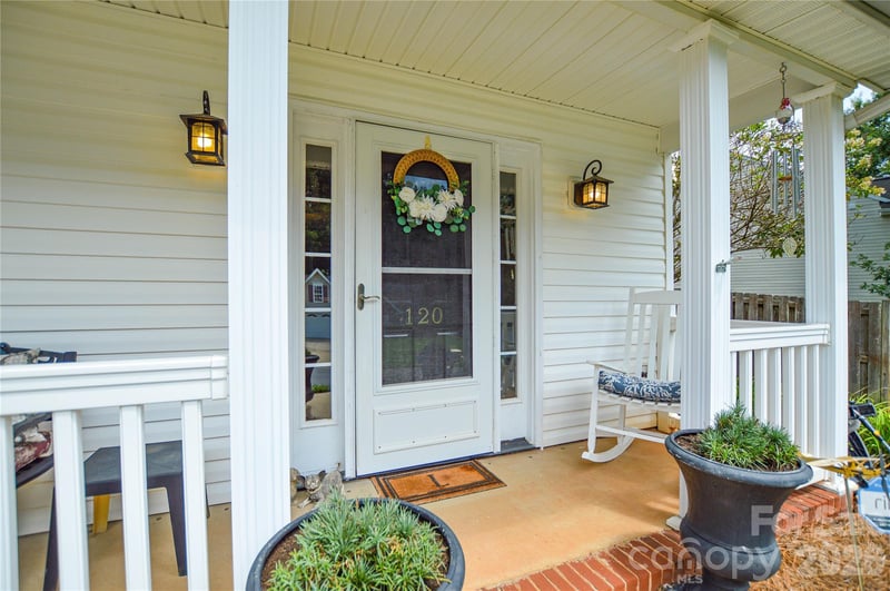 120 Arbor Ridge Rd, Mount Holly, NC 28120