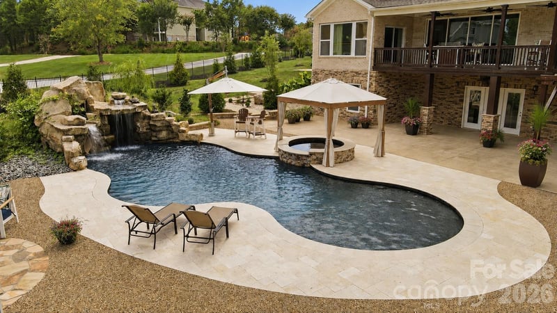 1920 Marlin Dr, Lake Wylie, SC 29710