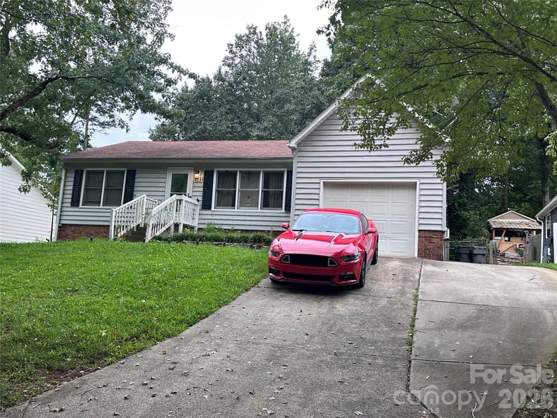 2825 Allenton Trails Ln, Charlotte, NC 28212