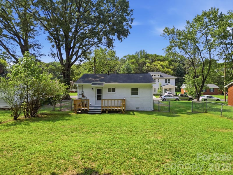 732 Wabash Ave, Charlotte, NC 28208