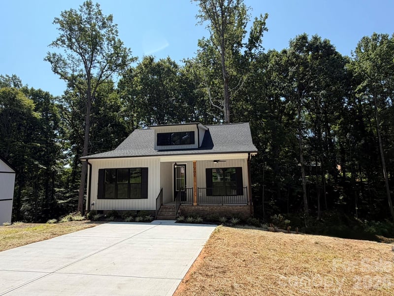 308 Willow St, Stanley, NC 28164