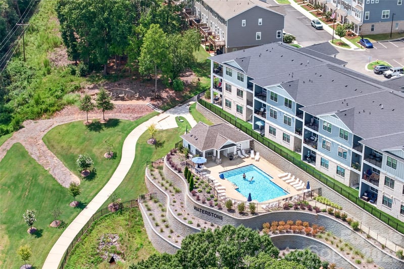 6981 Waterstone Dr, Sherrills Ford, NC 28673