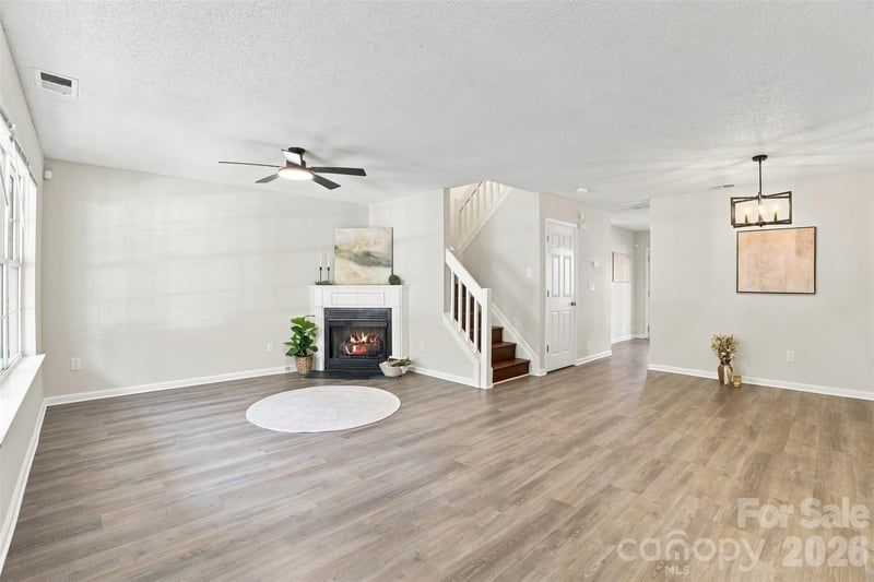 6766 Cypress Tree Ln, Charlotte, NC 28215
