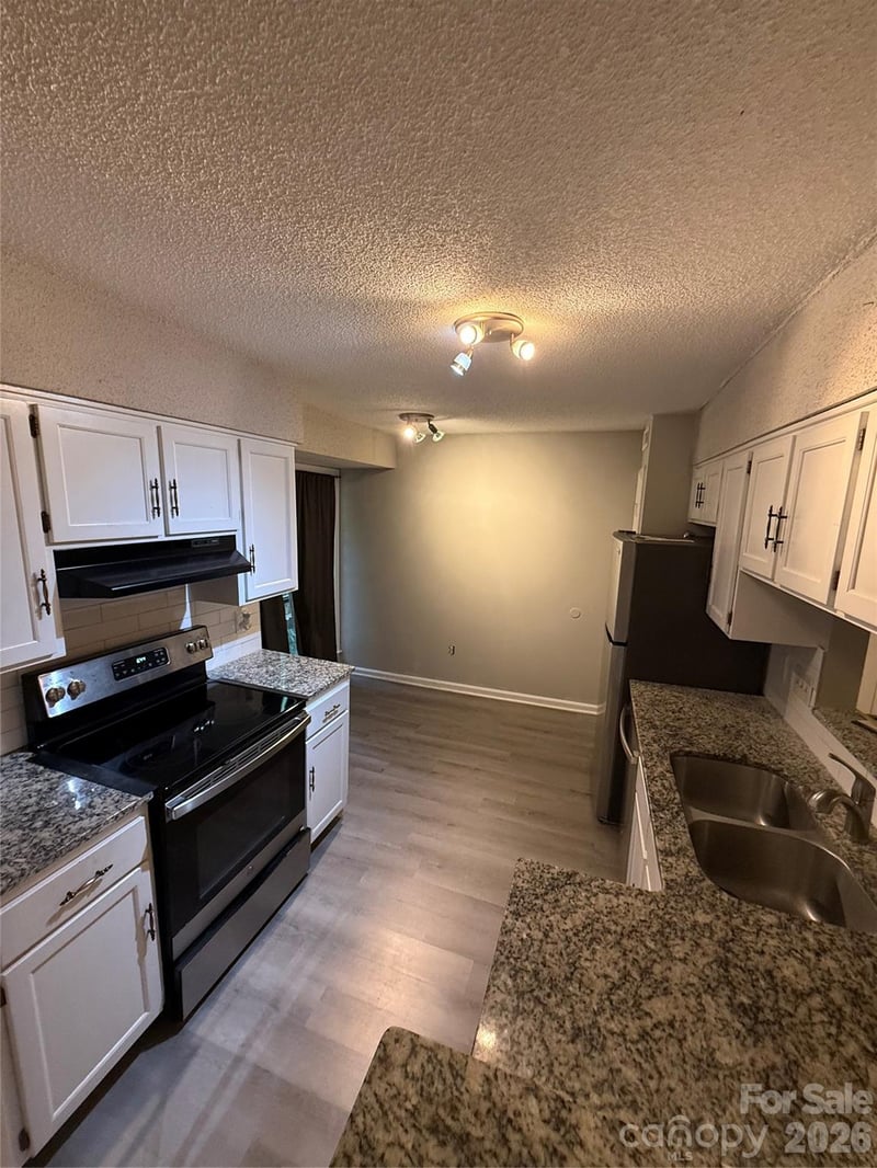 7209 Winery Ln, Charlotte, NC 28227
