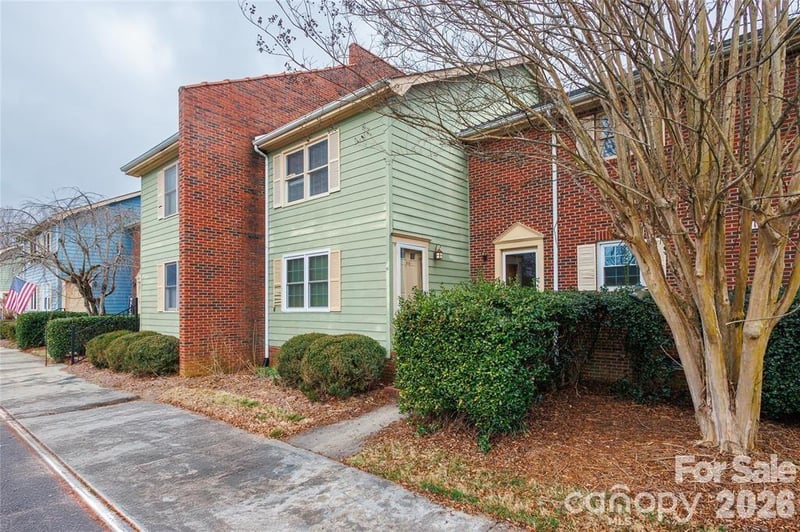 1300 Larchmont Pl #810, Salisbury, NC 28144