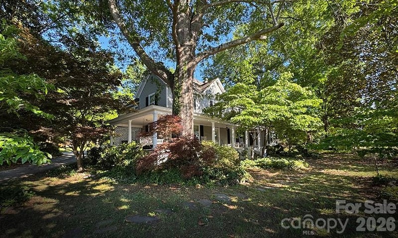 842 N Aspen St, Lincolnton, NC 28092
