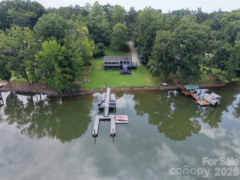 4009 Cindy Ln, Denver, NC 28037