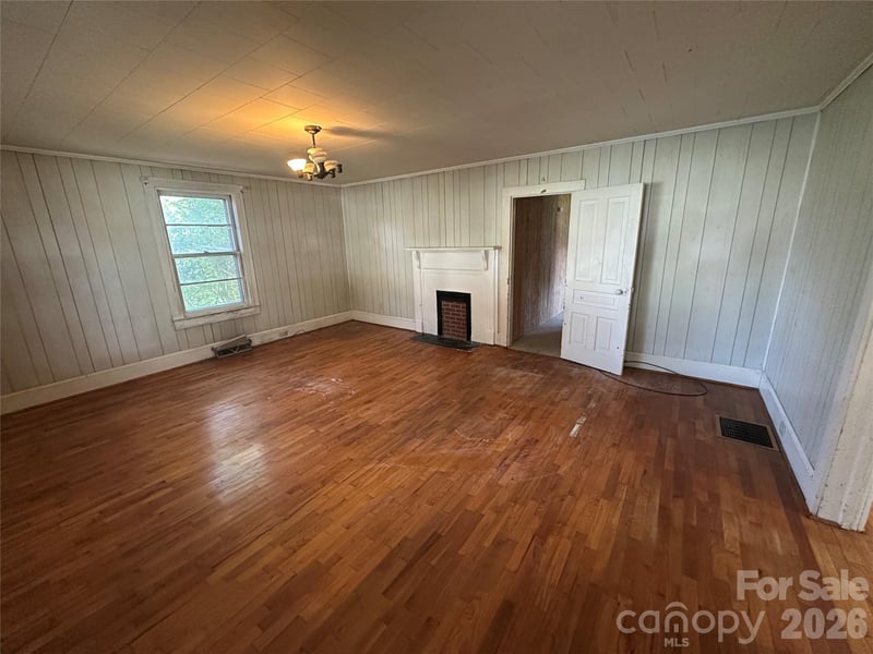 410 Modena St, Gastonia, NC 28054