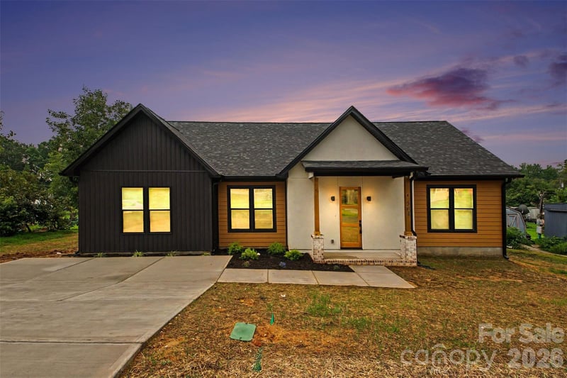 504 E 24th St, Kannapolis, NC 28083