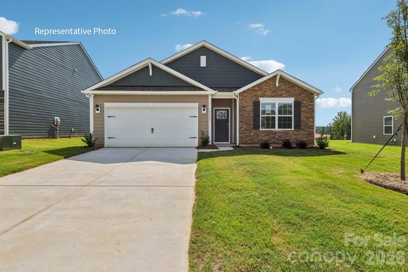 3631 Honey Locust Ln, Gastonia, NC 28056