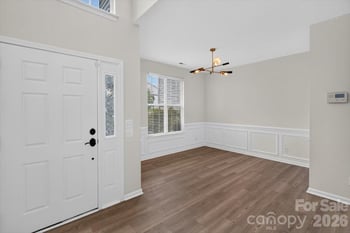 8100 Laurel Run Dr, Charlotte, NC 28269