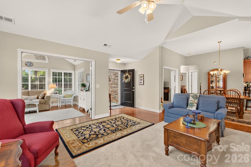 128 Lone Oak Cir, Rock Hill, SC 29732