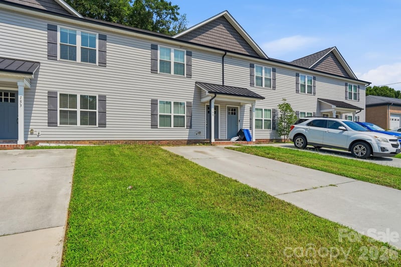 155 Mckinnon Ave NE, Concord, NC 28025