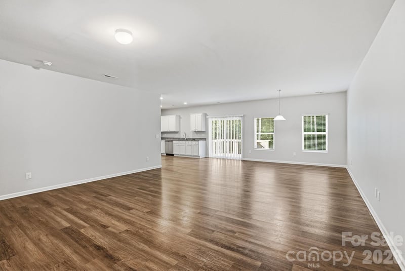 8175 Long Island Rd, Catawba, NC 28609