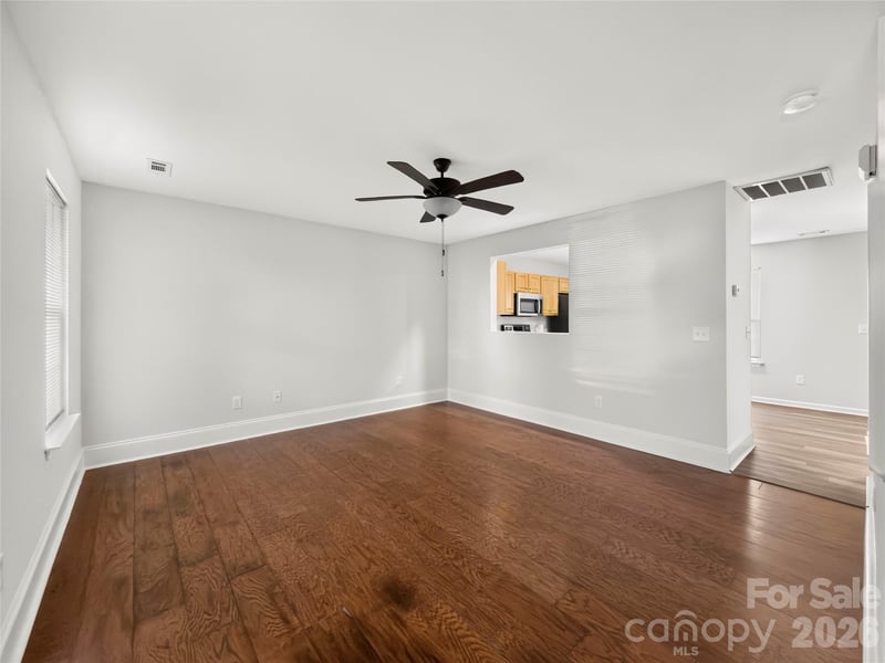 2216 Emmons Ln, Charlotte, NC 28212