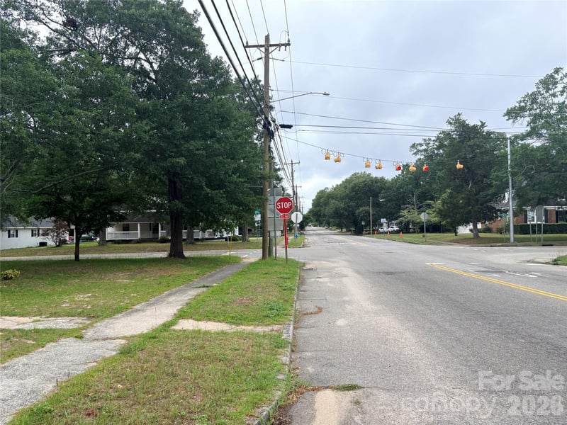 102 N Minor St, Kershaw, SC 29067