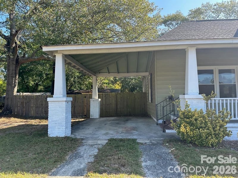 102 N Minor St, Kershaw, SC 29067