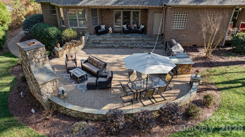 2379 Metcalf Dr, Sherrills Ford, NC 28673