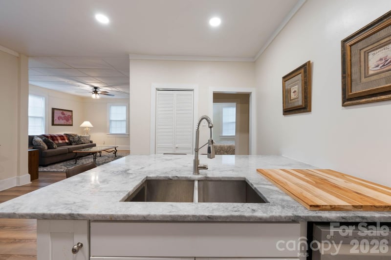 1208 Phillips Ct, Gastonia, NC 28052