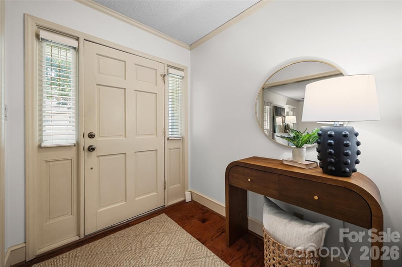 4030 Foxmoor Dr, Charlotte, NC 28226