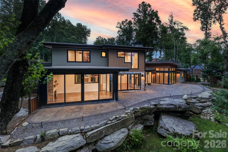 94 Laurel Ledge Way, Fletcher, NC 28732