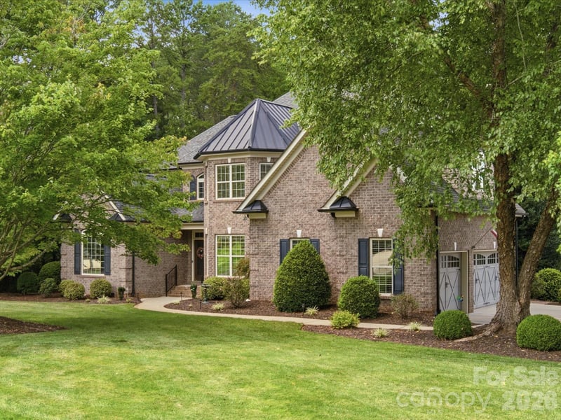 1023 Madras Ct, Davidson, NC 28036