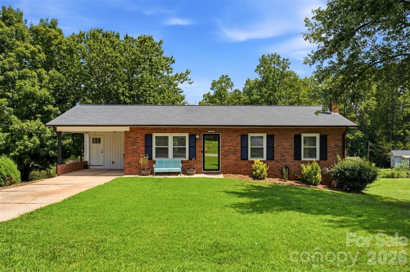 3776 Newhall Dr NW, Conover, NC 28613
