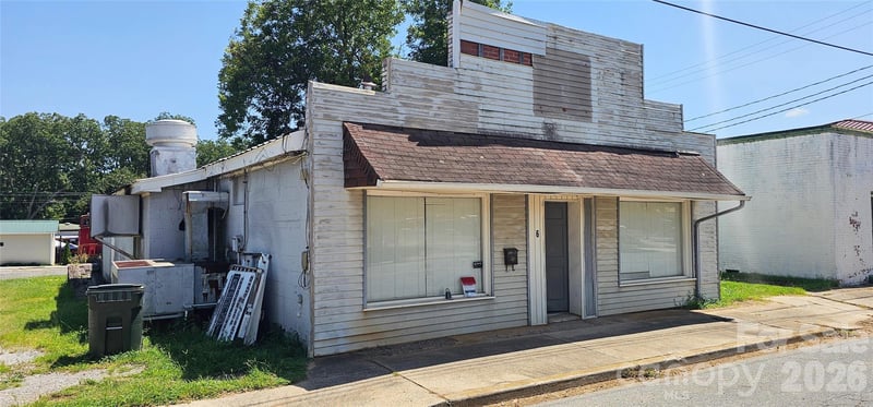6 Roosevelt St N, York, SC 29745