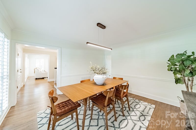 3821 Silver Bell Dr, Charlotte, NC 28211
