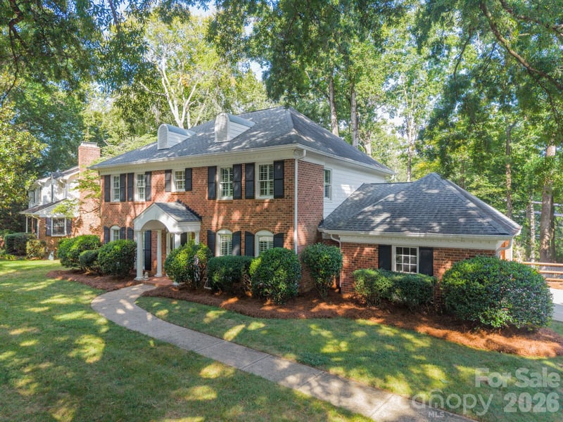 3821 Silver Bell Dr, Charlotte, NC 28211