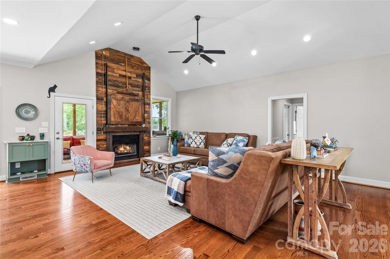209 Seven Springs Loop, Statesville, NC 28625