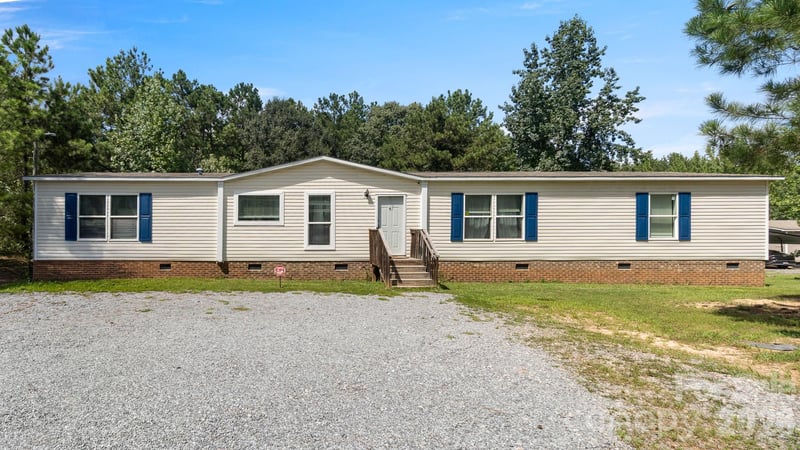 602 Preston Brooks Dr, Catawba, SC 29704