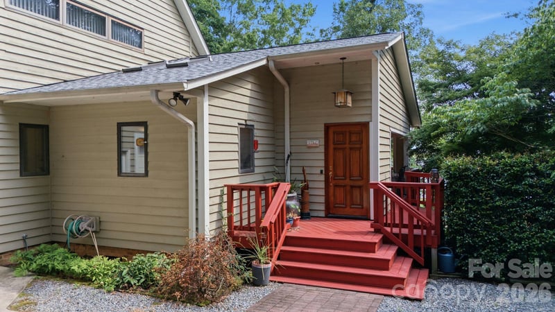 125 Misty Cove Ln, Mooresville, NC 28117