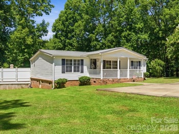 5766 Adicks Ct, York, SC 29745