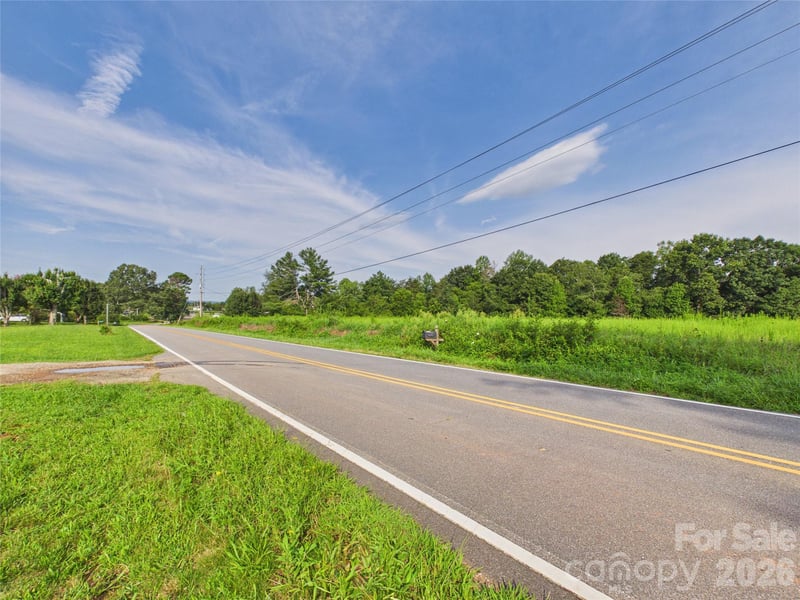 6836 George Hildebran School Rd, Hickory, NC 28602
