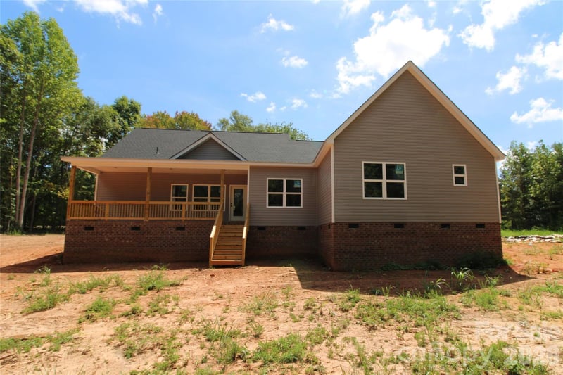 989 Rhyne Rd, Clover, SC 29710