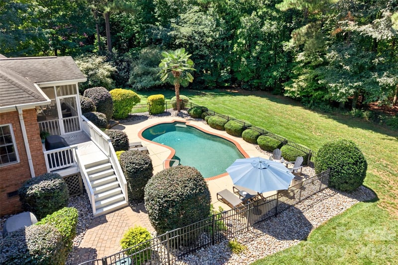 4565 River Hills Dr, Denver, NC 28037