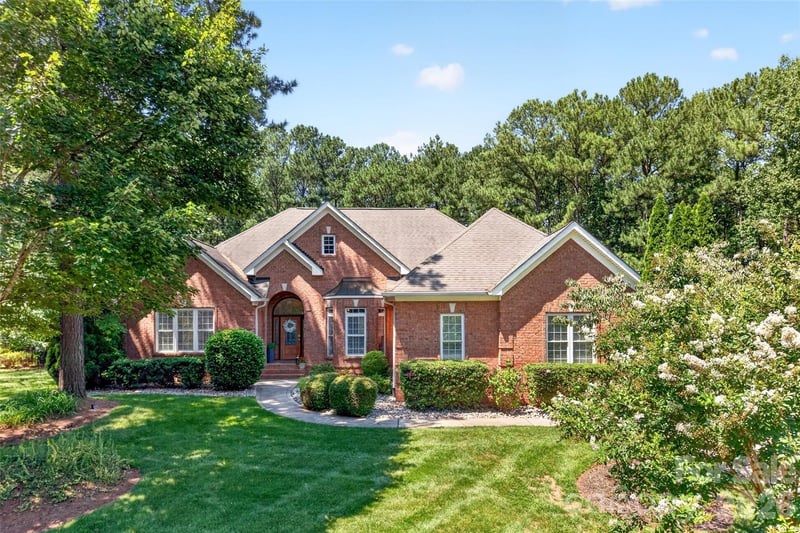 4565 River Hills Dr, Denver, NC 28037