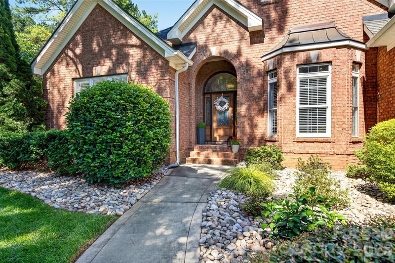 4565 River Hills Dr, Denver, NC 28037