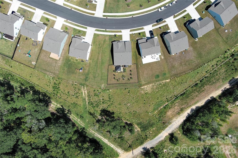 1177 Blackburn Cir, Edgemoor, SC 29714