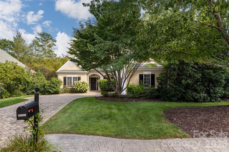 8 Clovelly Way, Asheville, NC 28803