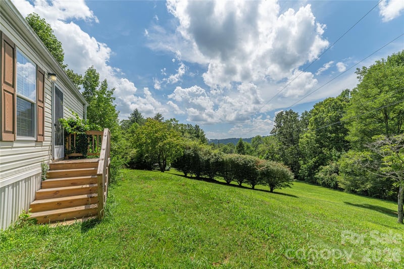 124 Sayles Town Pl, Fairview, NC 28730